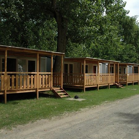 Camping Listro Кастильоне дел Лаго Екстериор снимка